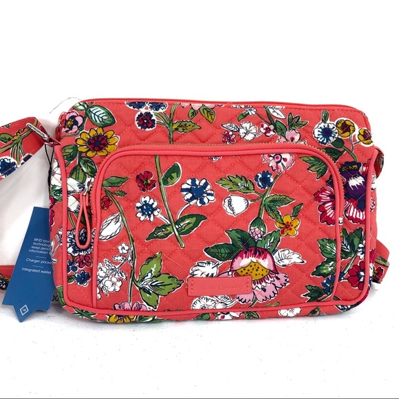 New Vera Bradley + RFID Protection crossbody bag - Picture 2 of 8